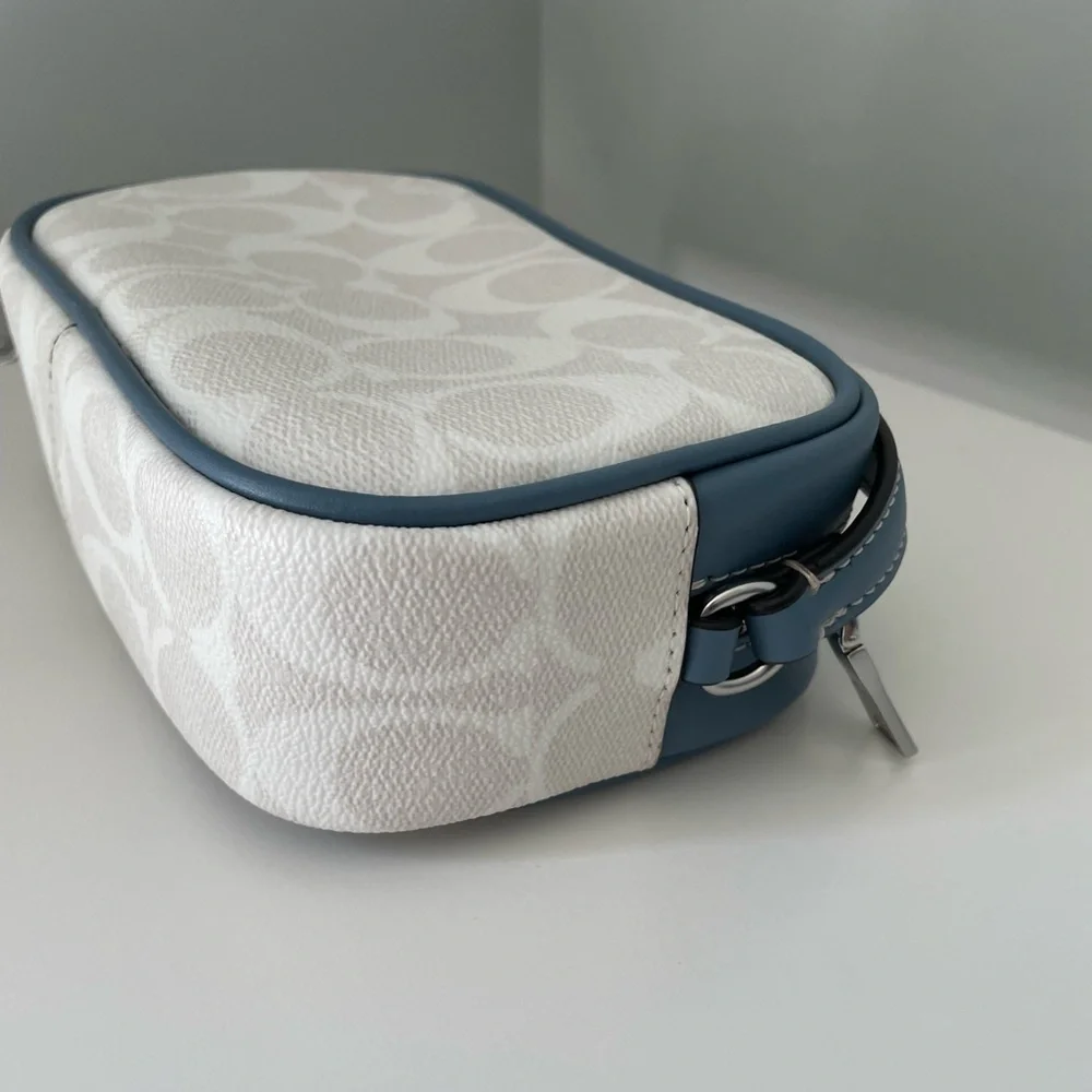 Coach wristlet blue